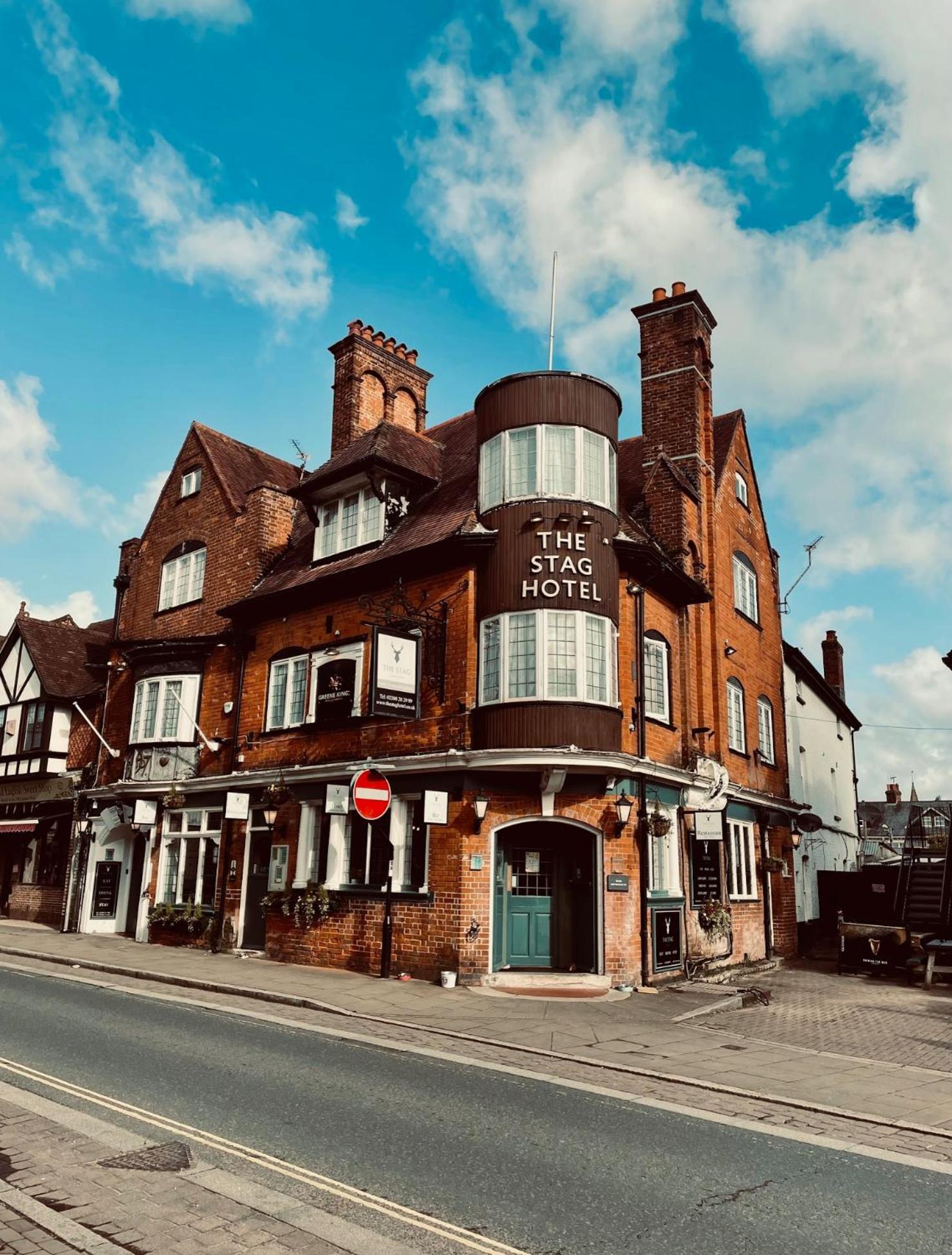 The Stag Hotel And Mailmans Arms Lyndhurst Dış mekan fotoğraf